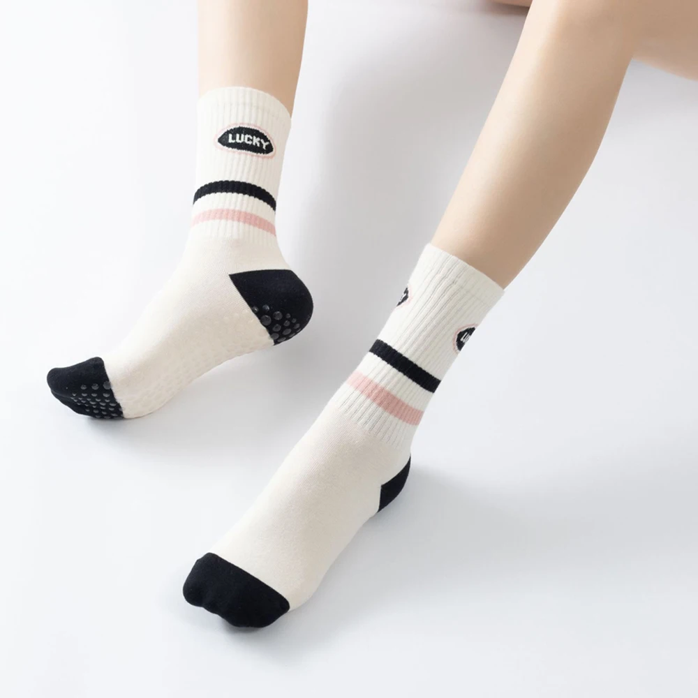 Stripes yoga aerobics socks Wo - Pilates Yoga Zumba recension och pris